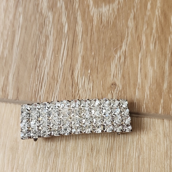 Sparkling Rhinestone Brooch - Picture 1 of 4